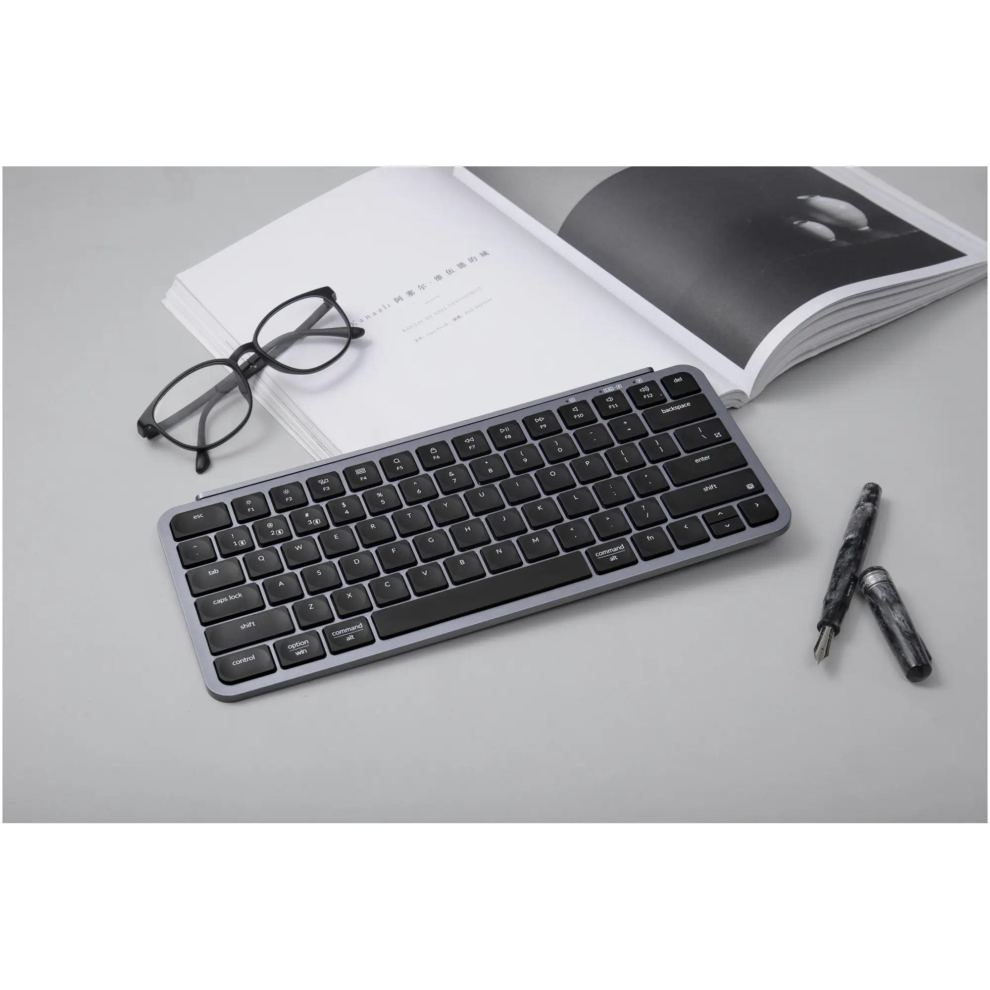 Купити Клавіатура Keychron B1 Pro USB/WL/BT Space Gray (B1P-K1-UA) - фото 11