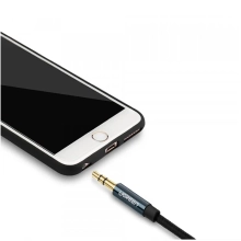 Купить Кабель UGREEN AV112 Angled Cable 3.5mm Male to 3.5mm Male Cable Gold Plated Metal Case with Braid 1m Blue (60179) - фото 3