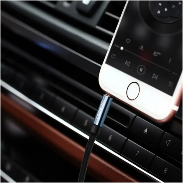 Купить Кабель UGREEN AV112 Angled Cable 3.5mm Male to 3.5mm Male Cable Gold Plated Metal Case with Braid 1m Blue (60179) - фото 4