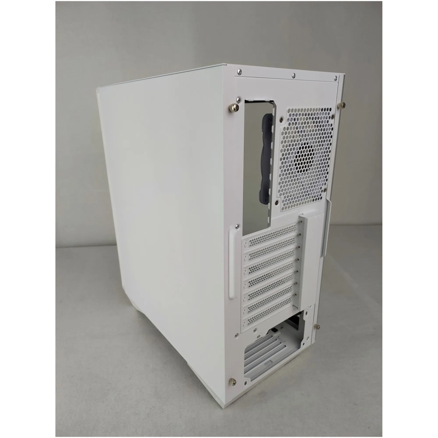Купить Уценка Корпус MSI MPG GUNGNIR 110R White (3067G10W21W5710315000455) - фото 8