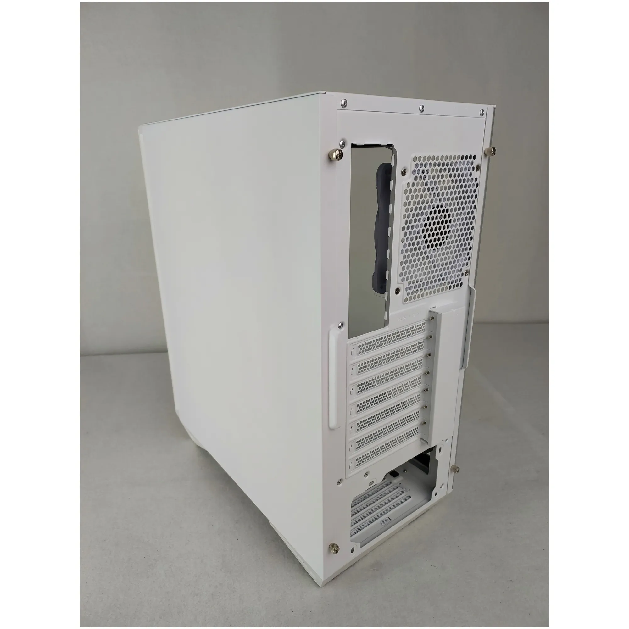 Купить Уценка Корпус MSI MPG GUNGNIR 110R White (3067G10W21W5710315000455) - фото 8