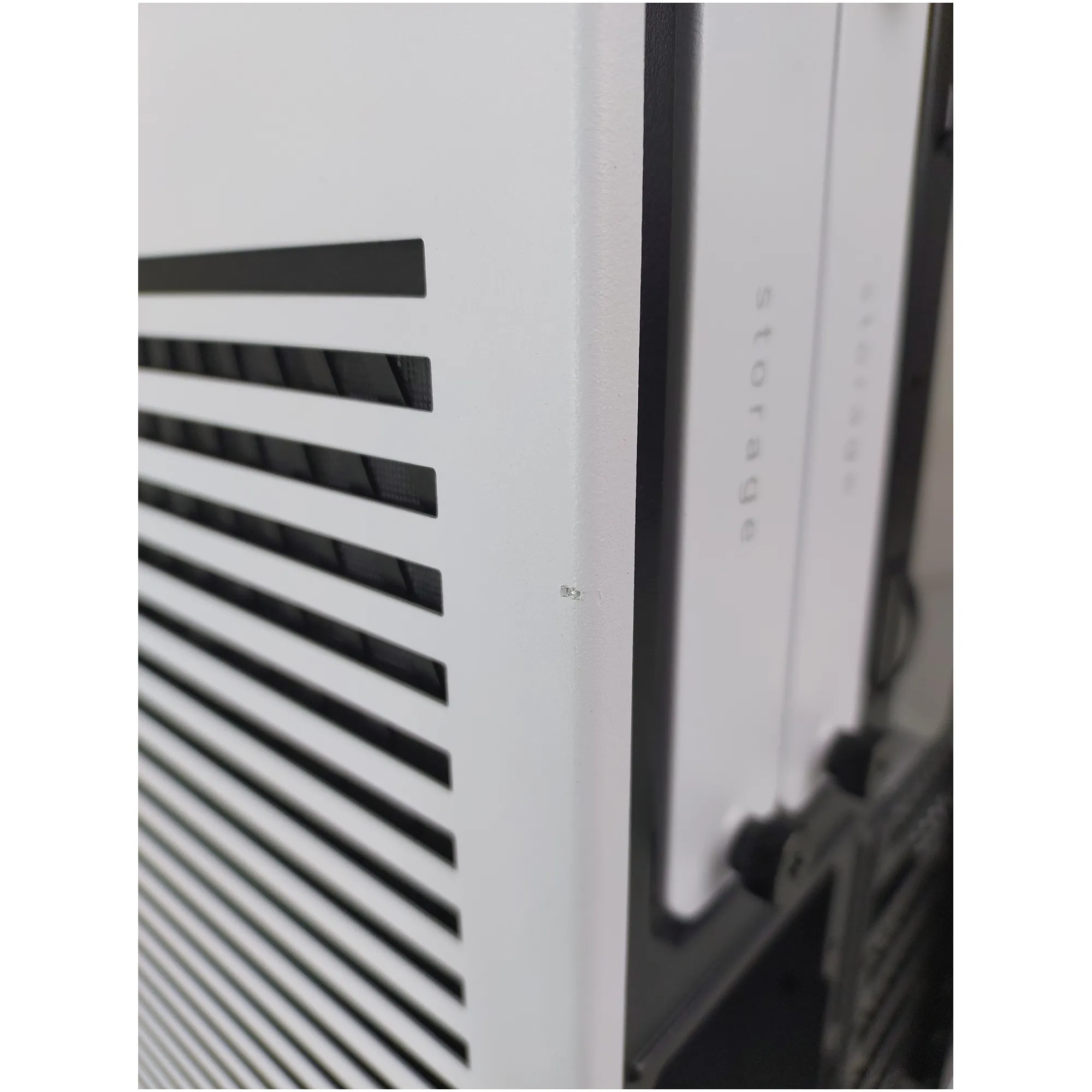 Купить Уценка Корпус Hyte Y70 TOUCH Black-White (2923BY07700290) - фото 7