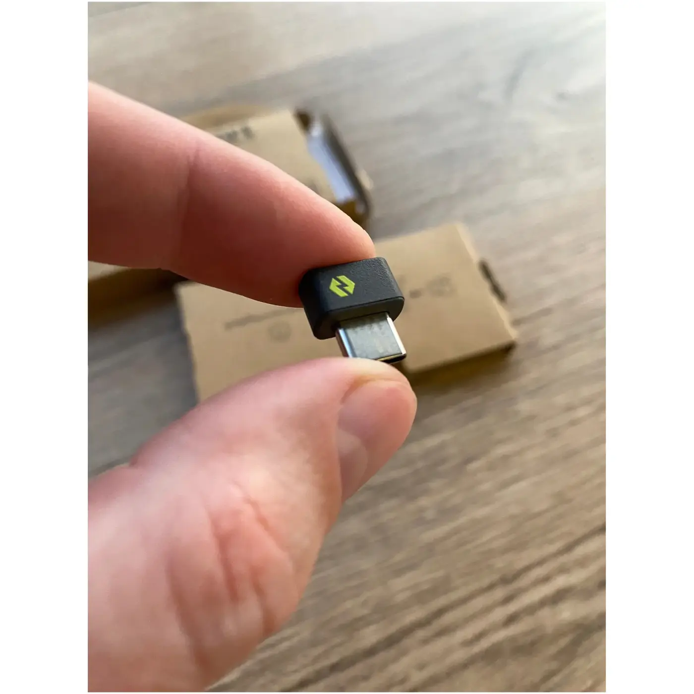 Купити Адаптер LOGITECH Logi Bolt USB-C Receiver (956-000157) - фото 3