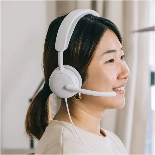 Купити Навушники Logitech Zone Wired 2 USB White (981-001621) - фото 6