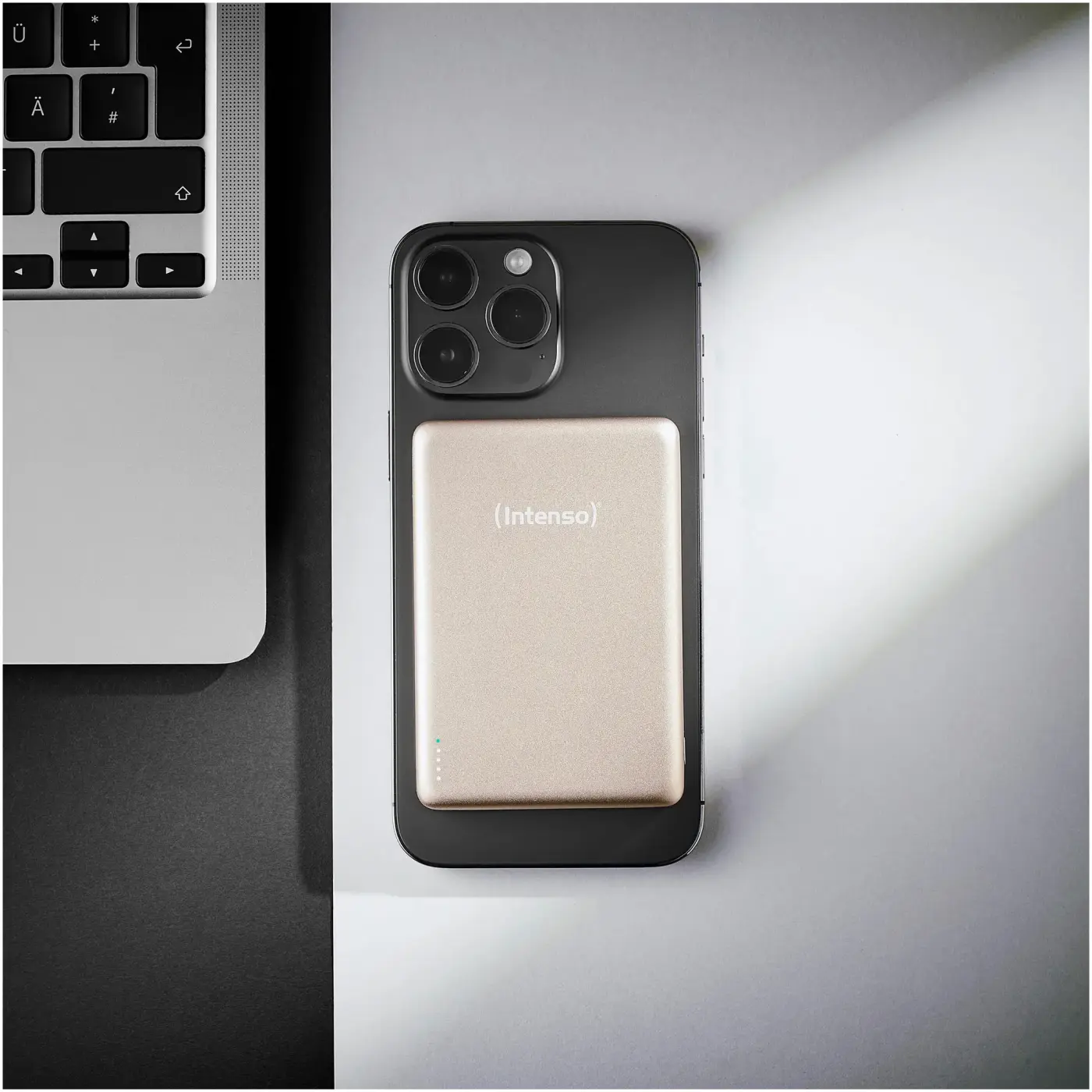 Купить Павербанк УМБ Intenso MW10000 10000mAh 20W Champagne (7344031) - фото 8