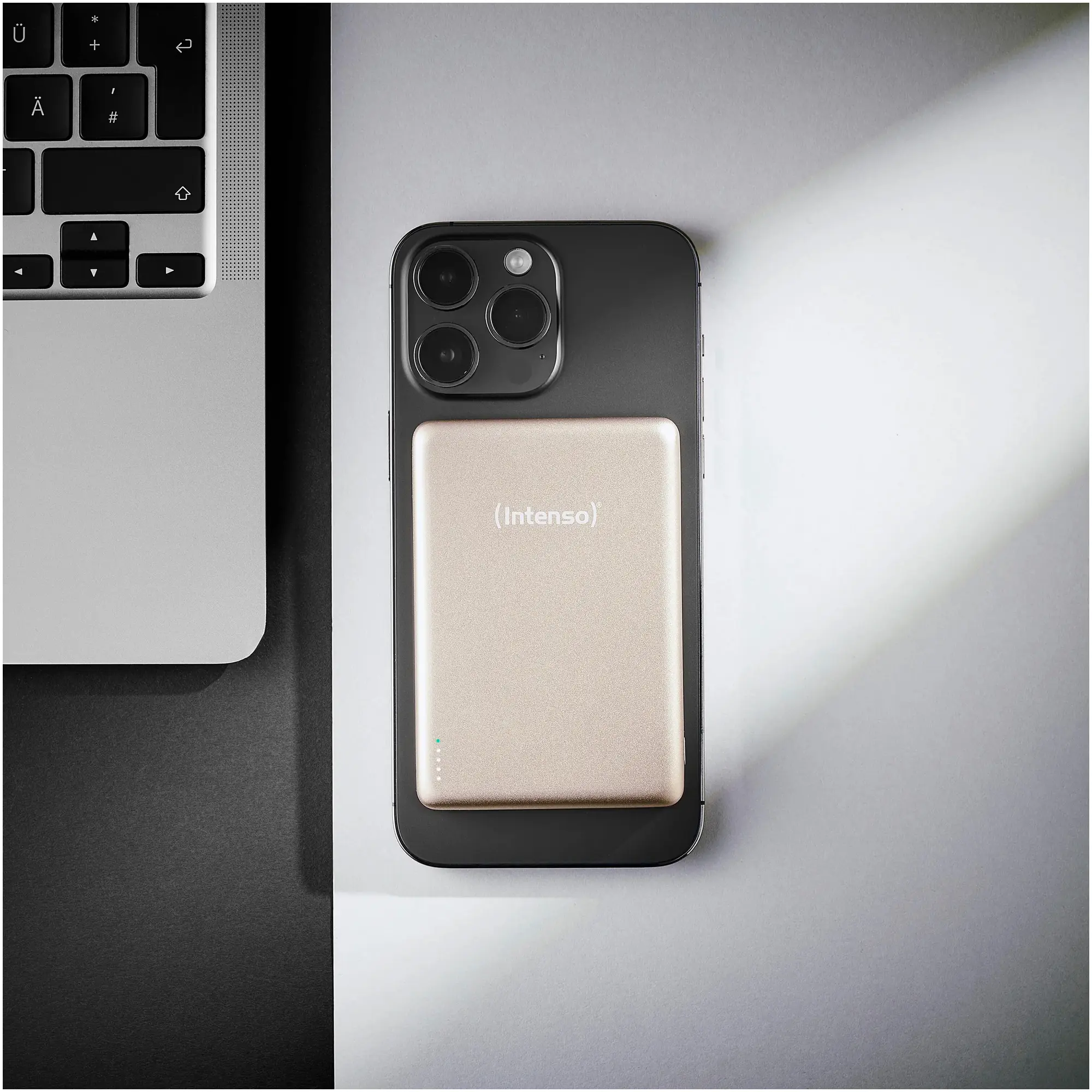 Купить Павербанк УМБ Intenso MW10000 10000mAh 20W Champagne (7344031) - фото 8