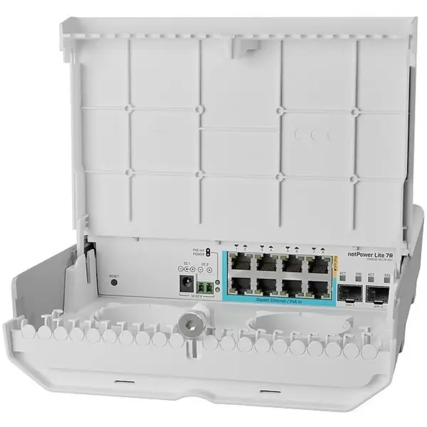 Купити Комутатор MikroTik Cloud Smart Switch netPower Lite 7R CSS610-1Gi-7R-2S+OUT - фото 2