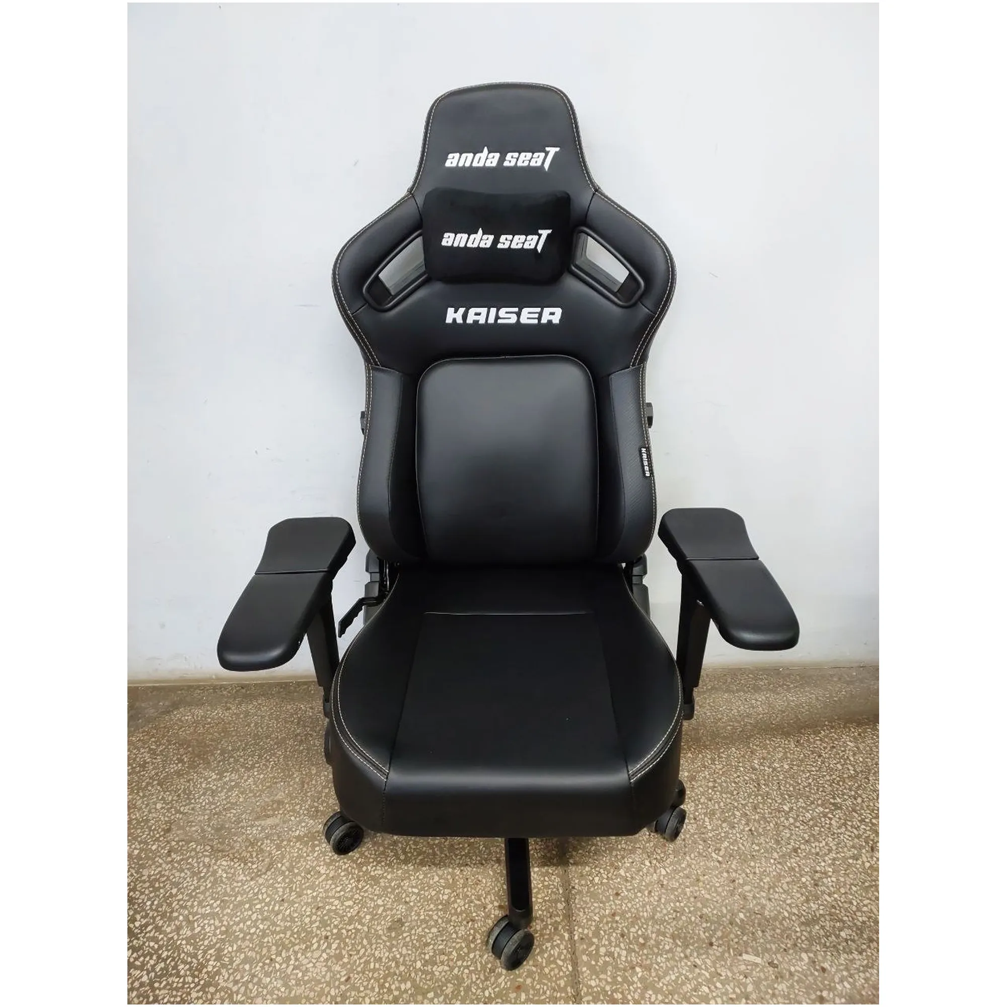 Купити Уцінка Крісло для геймерів Anda Seat Kaiser 4 XL Elegant Black (AD12YDDCXLL20BPV/CEUMO0959882507190038) - фото 3