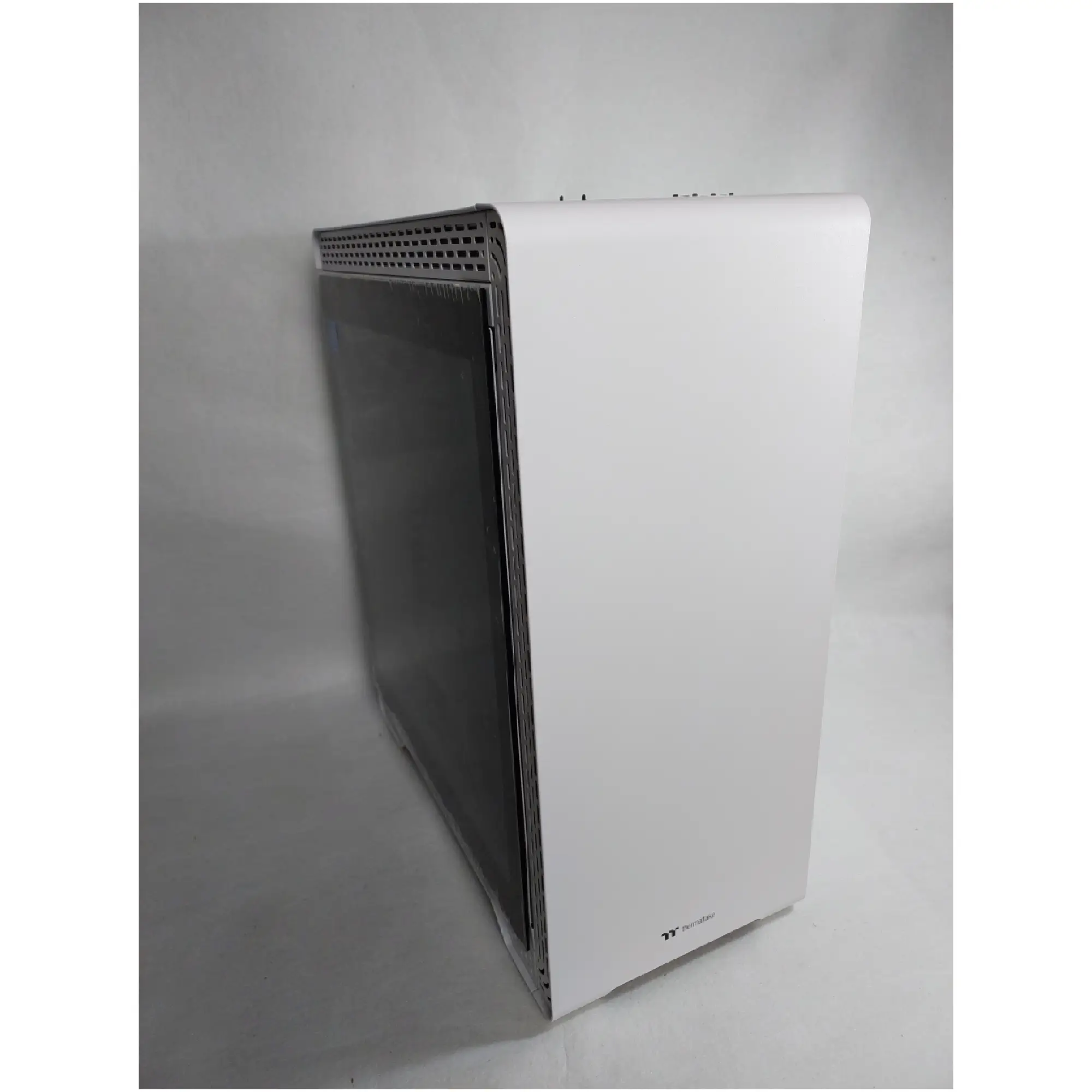 Купити Уцінка Корпус Thermaltake S500 TG Snow (CA-1O3-00M6WN-00SR000024) - фото 2