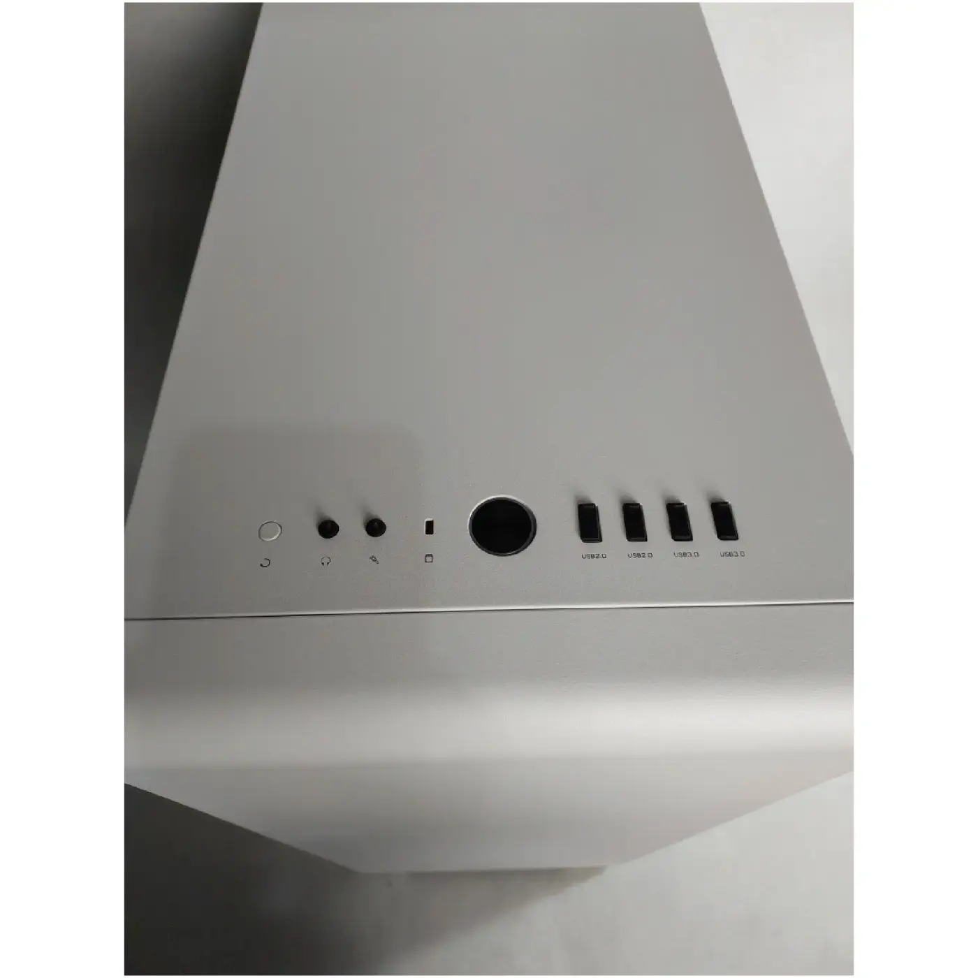 Купити Уцінка Корпус Thermaltake S500 TG Snow (CA-1O3-00M6WN-00SR000024) - фото 6