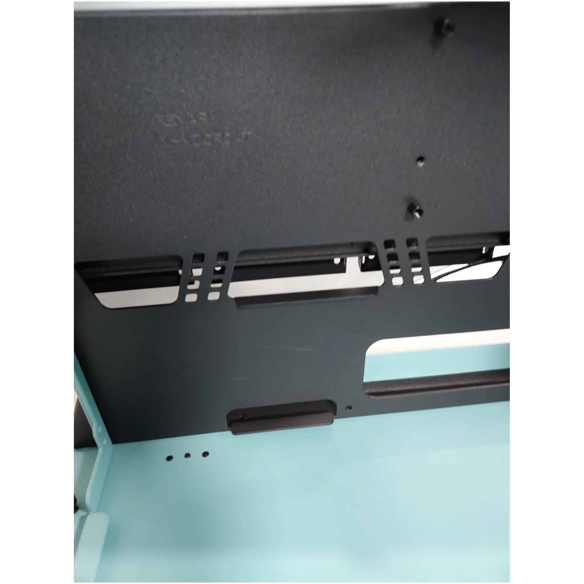 Купить Уценка Корпус Thermaltake AH T200 Turquoise (CA1R400SBWN00CR000195) - фото 4