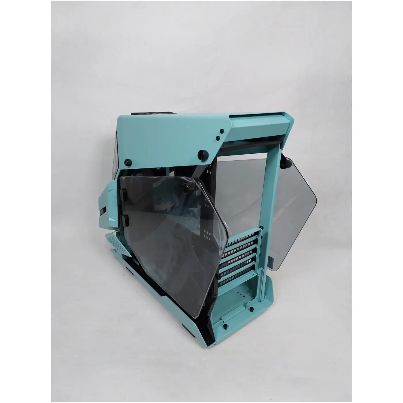 Купить Уценка Корпус Thermaltake AH T200 Turquoise (CA1R400SBWN00CR000195) - фото 7