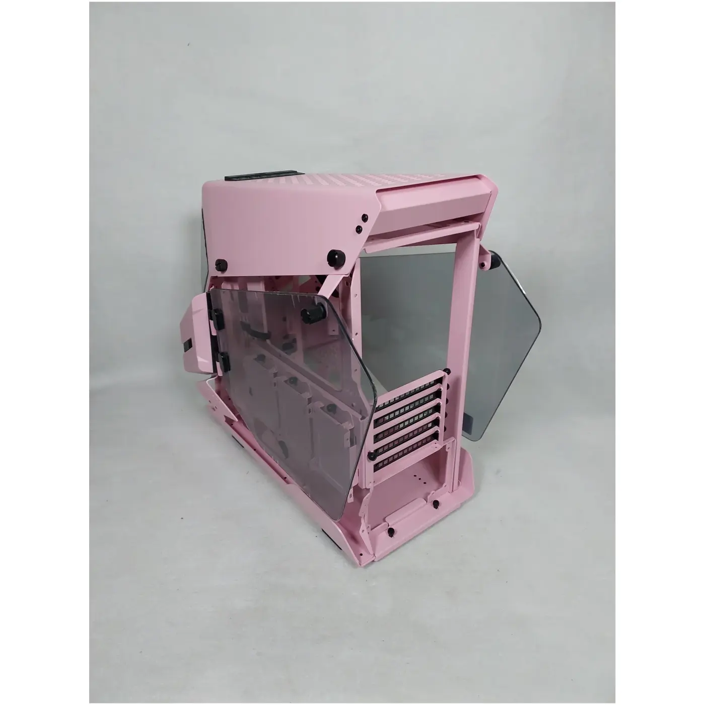 Купить Уценка Корпус Thermaltake AH T200 Pink (CA1R400SAWN00CD000273) - фото 5