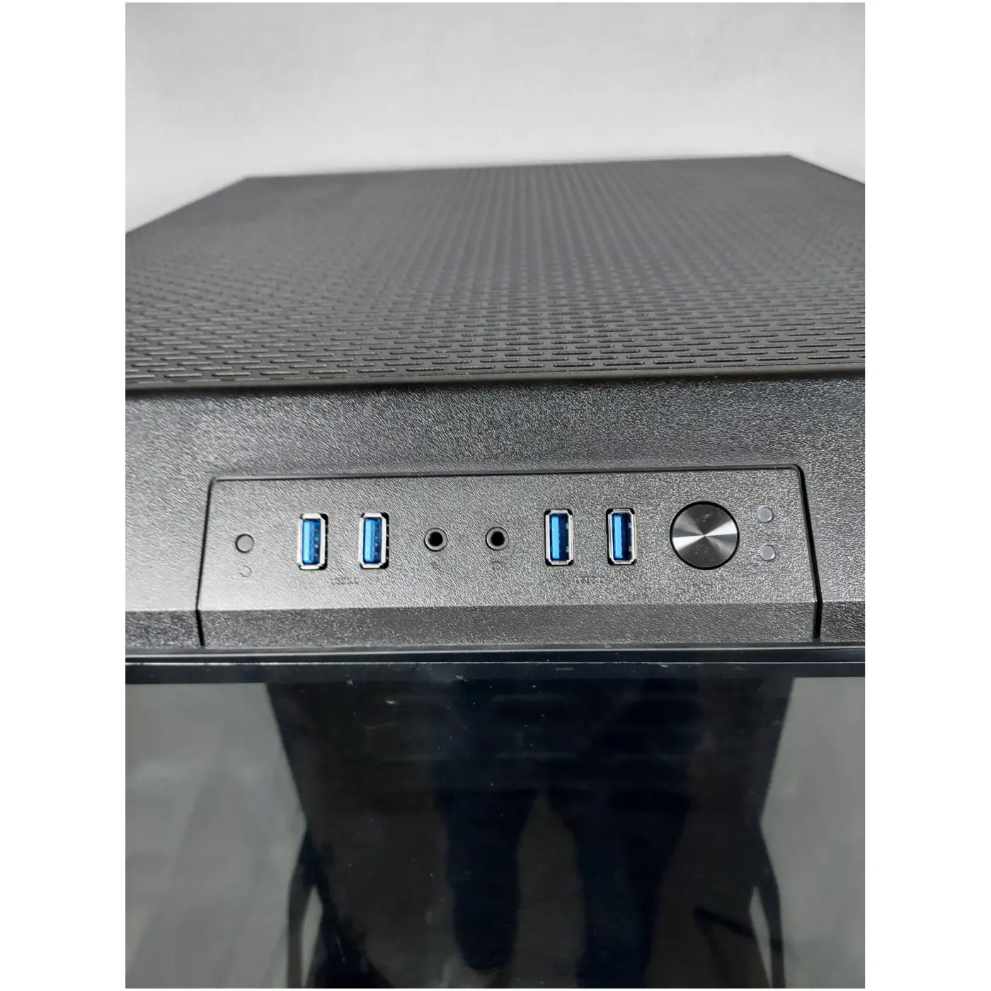 Купити Уцінка Корпус Thermaltake The Tower 900 Black (CA1H100F1WN00PG000748) - фото 4