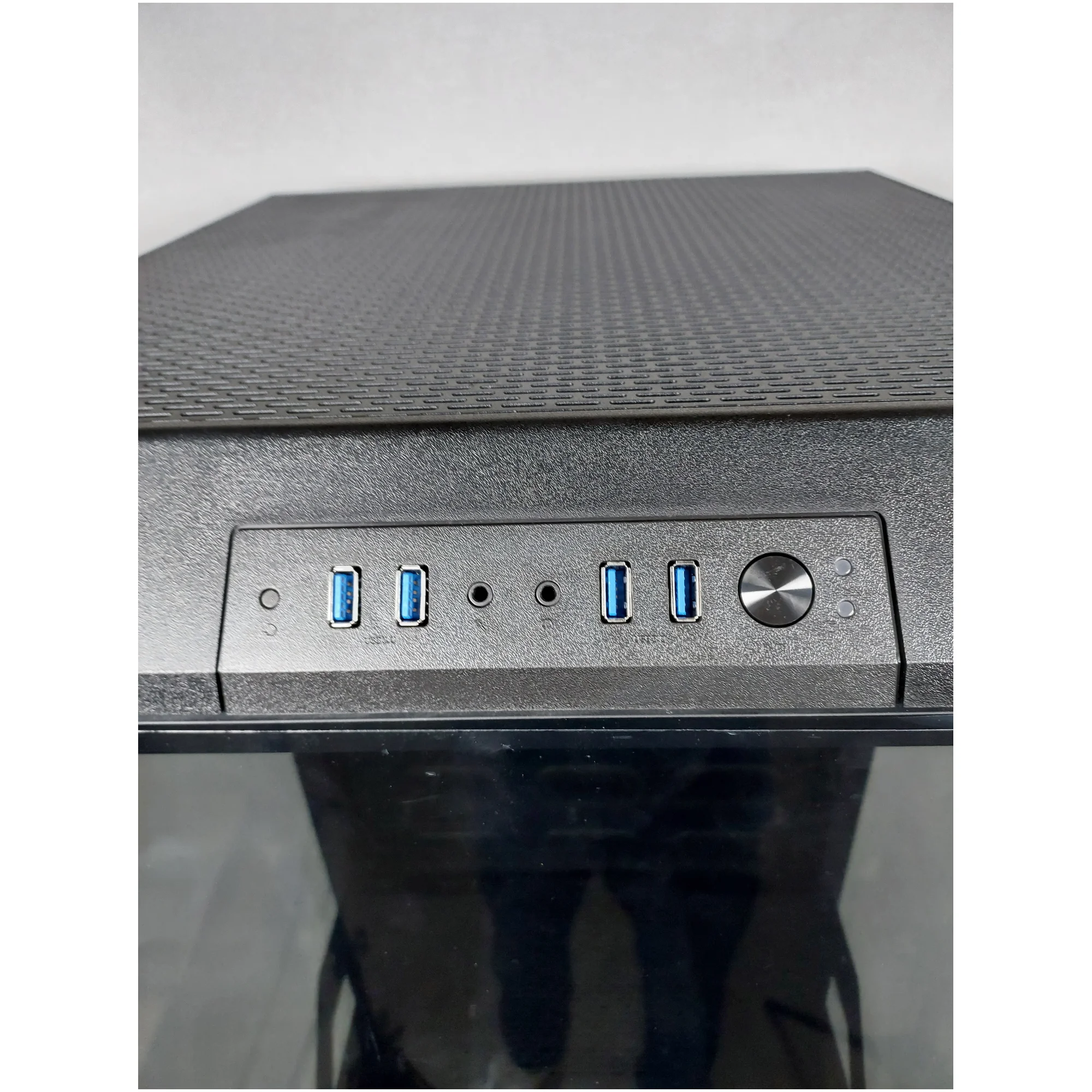 Купити Уцінка Корпус Thermaltake The Tower 900 Black (CA1H100F1WN00PG000748) - фото 4