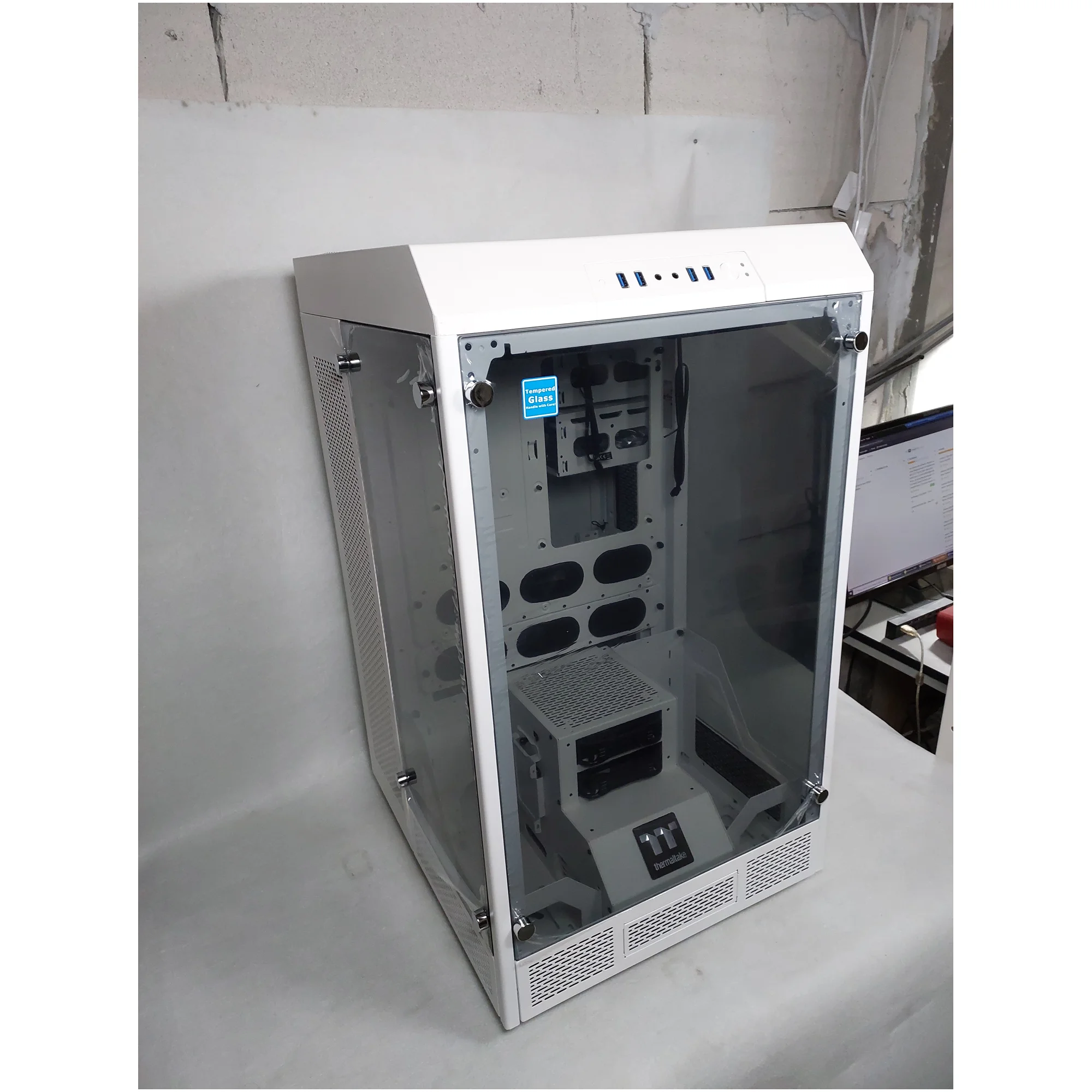 Купить Уценка Корпус Thermaltake The Tower 900 Snow (CA1H100F6WN00PK000336) - фото 2