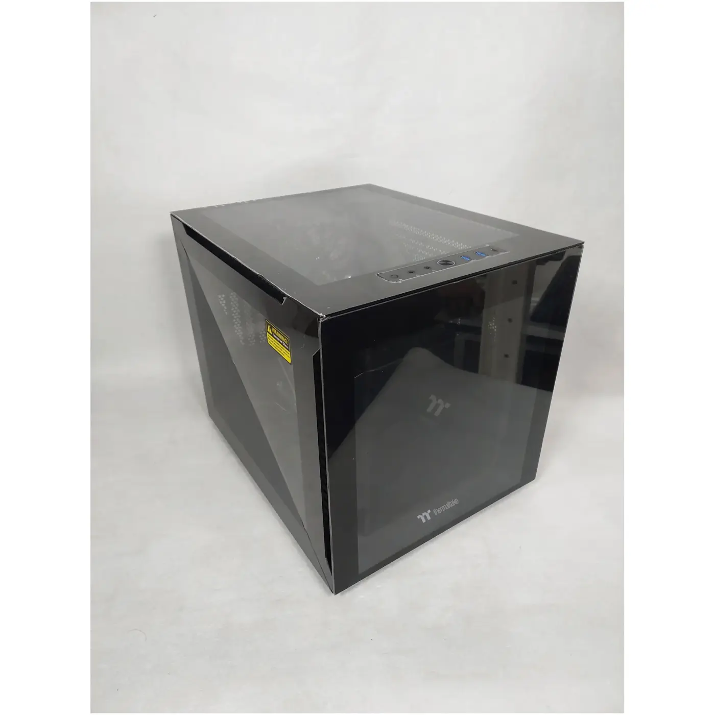 Купить Уценка Корпус Thermaltake Divider 200 TG Black (CA1V100S1WN00SD000465) - фото 1