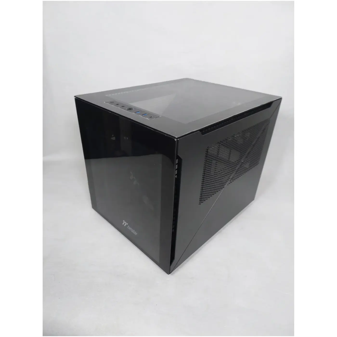 Купить Уценка Корпус Thermaltake Divider 200 TG Black (CA1V100S1WN00SD000465) - фото 2