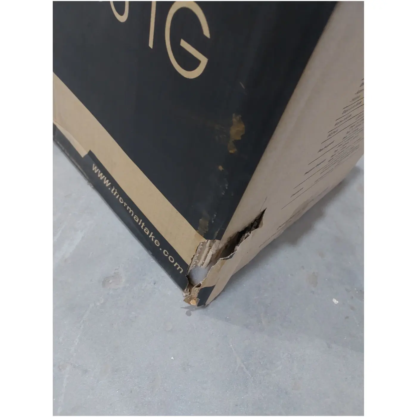 Купить Уценка Корпус Thermaltake S500 TG Snow (CA-1O3-00M6WN-00SR000034) - фото 10
