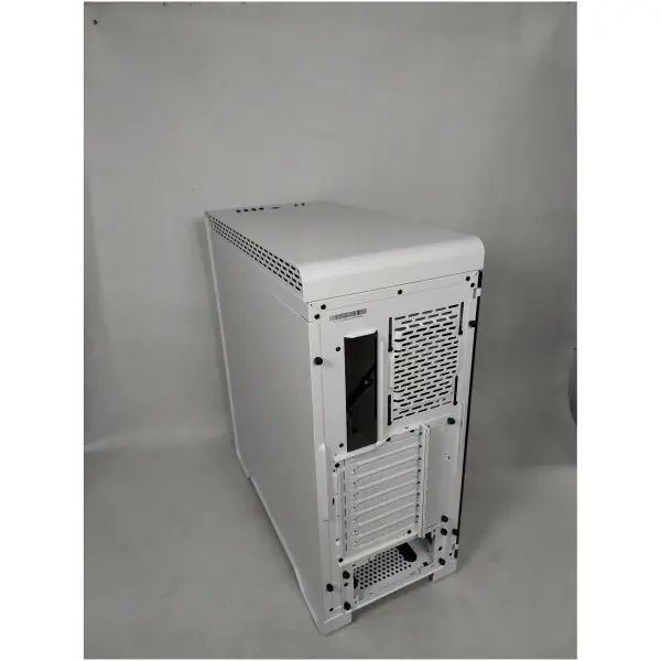 Купить Уценка Корпус Thermaltake S500 TG Snow (CA-1O3-00M6WN-00SR000025) - фото 6