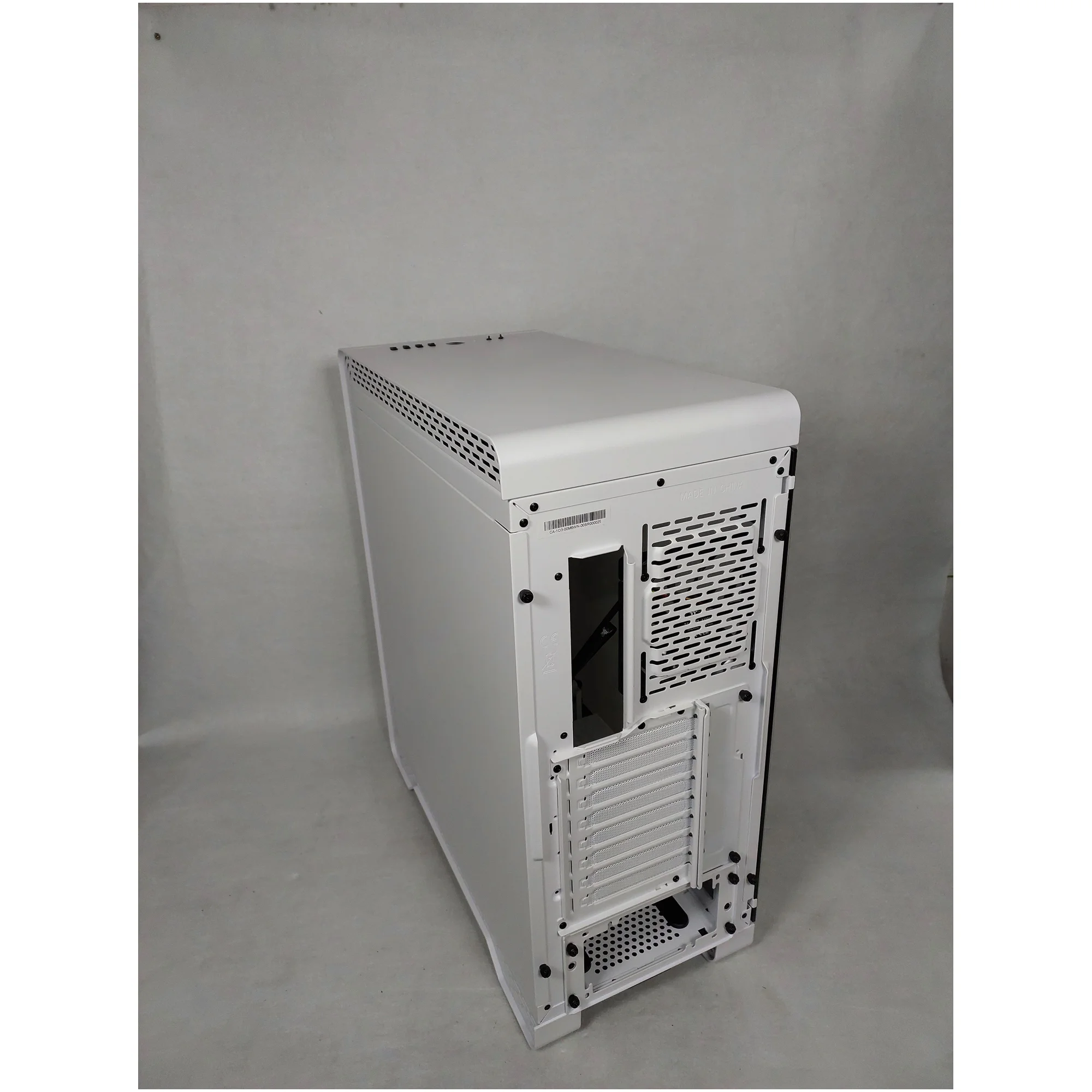 Купить Уценка Корпус Thermaltake S500 TG Snow (CA-1O3-00M6WN-00SR000025) - фото 6