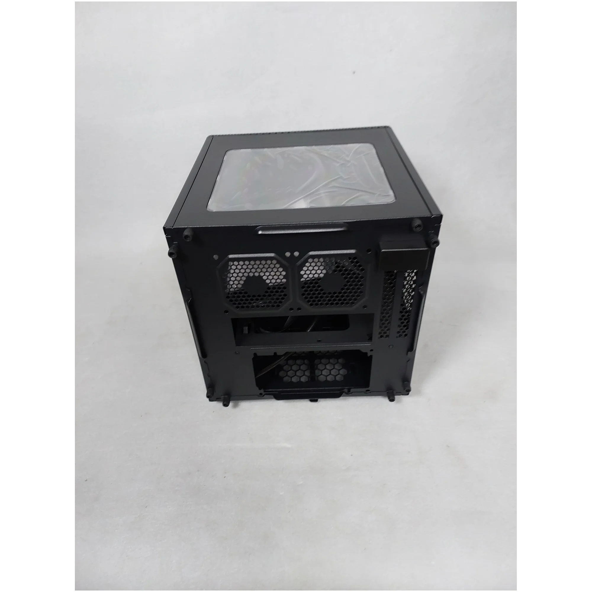 Купить Уценка Корпус Thermaltake Core V1 Black (CA1B800S1WN00PL000402) - фото 4