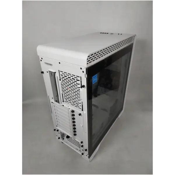 Купить Уценка Корпус Thermaltake S500 TG Snow (CA-1O3-00M6WN-00SR000022) - фото 3